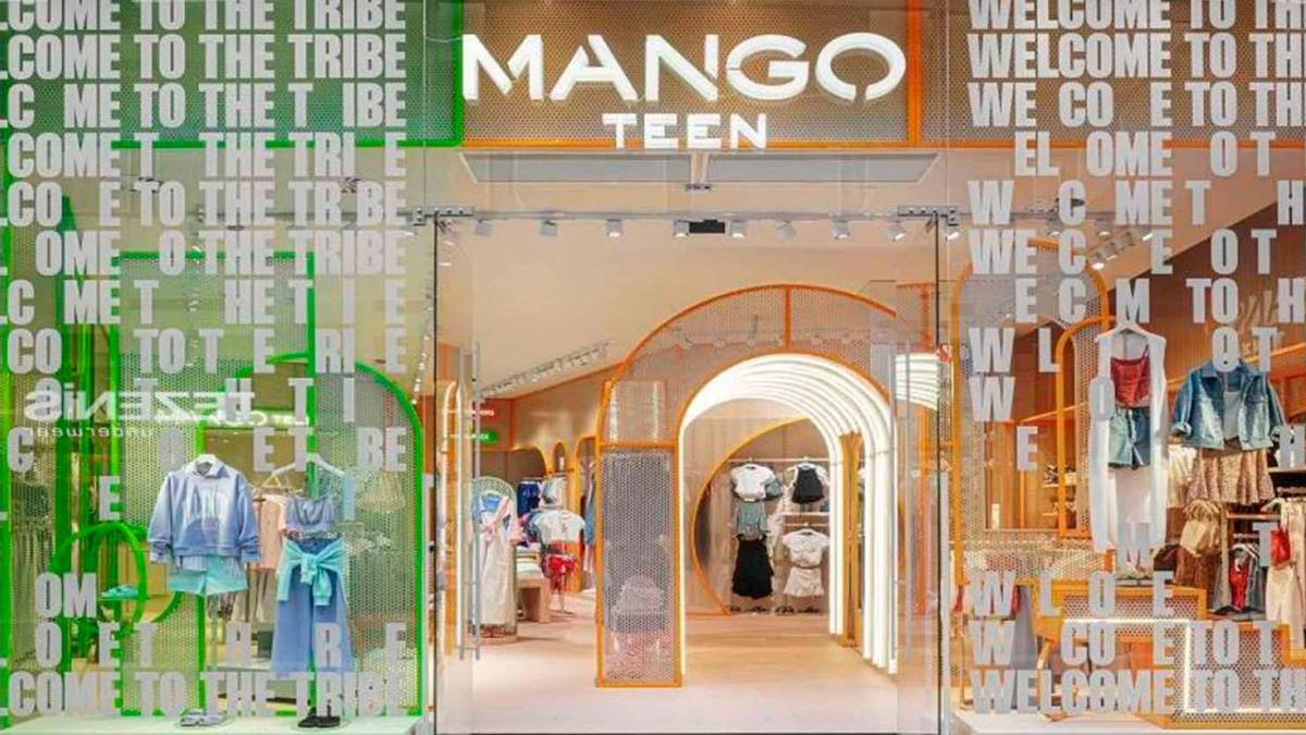 Una tienda de Mango Teen.