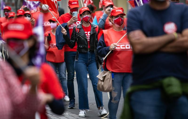 Manifestación del Primero de Mayo, Día internacional del trabajador, en Santa Cruz de Tenerife