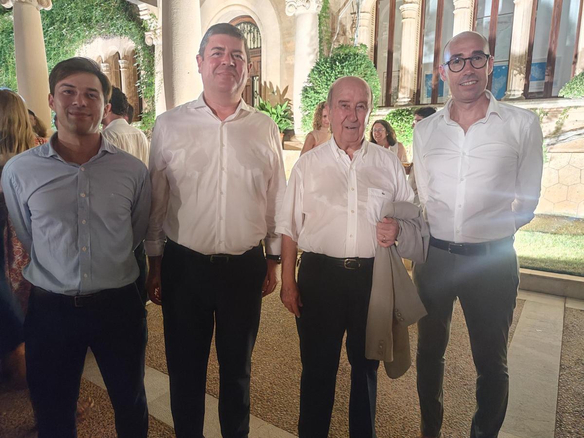 Hugo Martínez, Javi Serra, Joan Costa y  Óscar Portas.