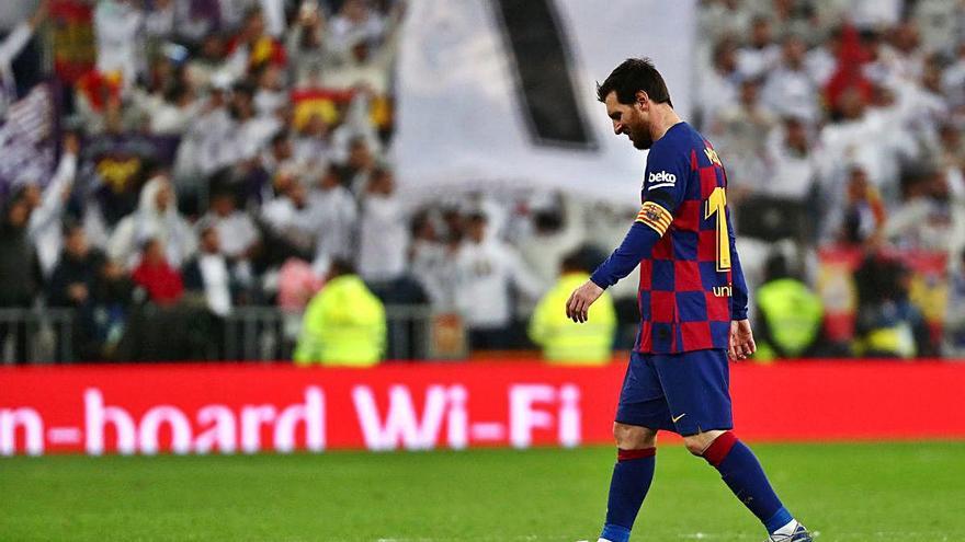 Messi abandona capcot el Bernabéu després d&#039;una derrota.