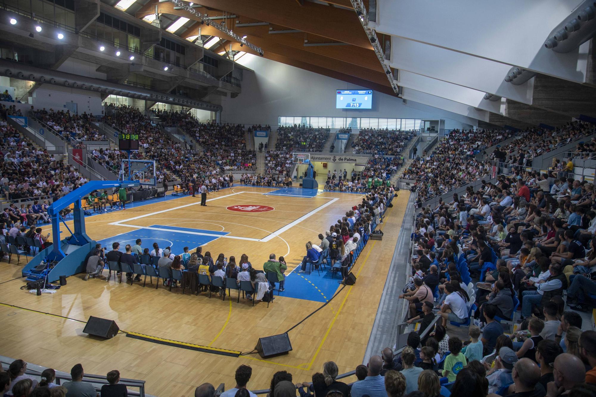 Los Harlem Globetrotters hacen vibrar a Son Moix