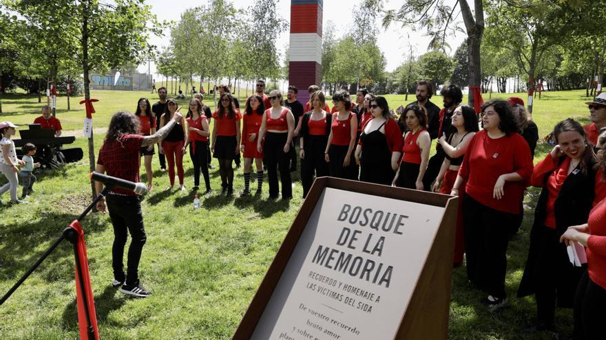 Homenaje en Los Pericones a las víctimas del sida: &quot;Todavía luchamos contra el estigma&quot;