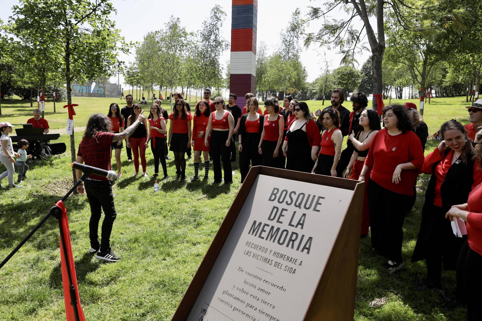 Homenaje en Los Pericones a las víctimas del sida: "Todavía luchamos contra el estigma"