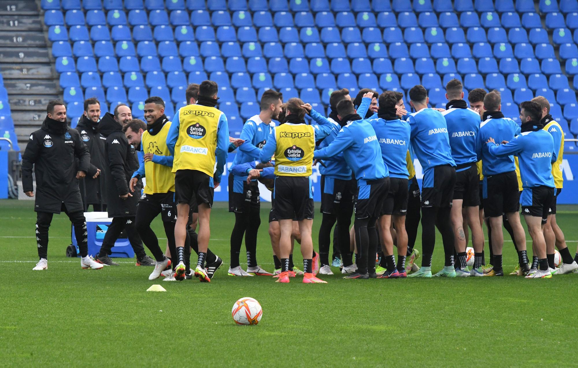 Último entrenamiento del Deportivo antes de medirse al Bilbao Athletic