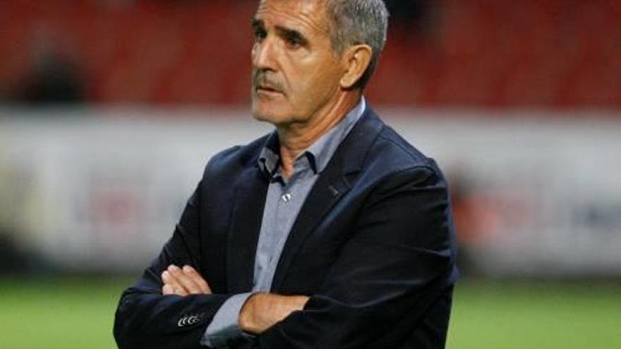 Paco Herrera, en un partit amb Las Palmas a Montilivi.