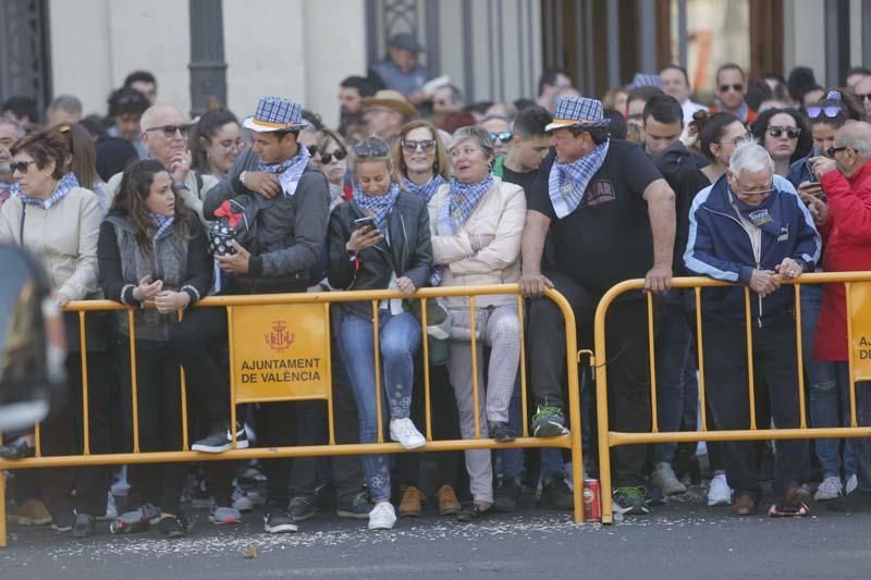 Búscate en la mascletà del 11 de marzo