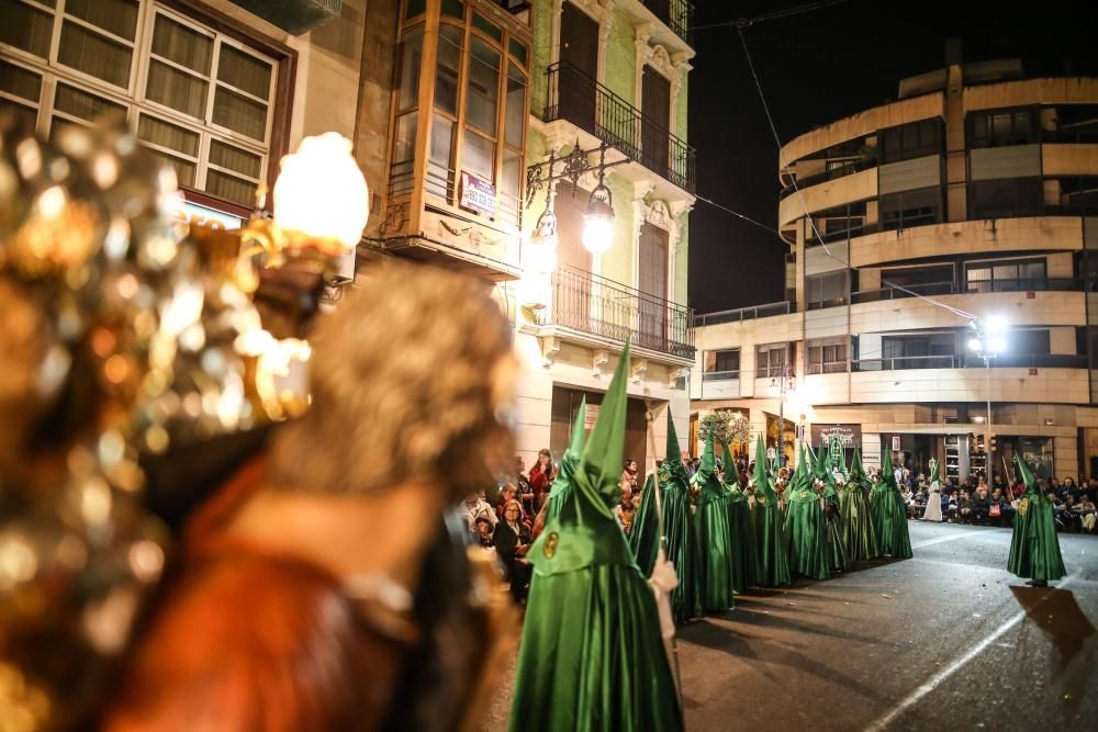La procesión de la Cofradía de la Samaritana y El Prendimiento recorrieron las calles de Orihuela