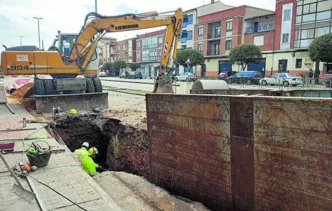 Toro refuerza el saneamiento para evitar las inundaciones de vías por tormentas