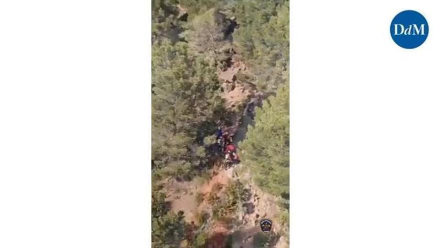 Wie die Feuerwehr eine deutsche Wanderin in der Nähe von Cala Ratjada rettet