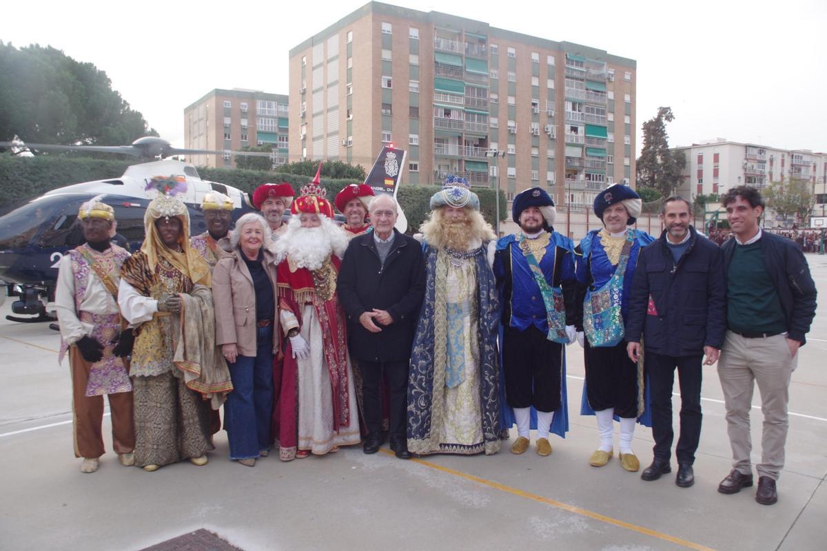 Fotos de la Cabalgata de Reyes de la Cruz del Humilladero de 2026