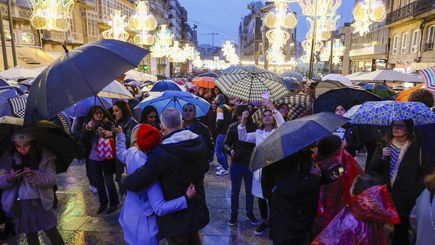 La falta de chóferes reduce a mínimos la actividad nocturna de los taxis en Vigo