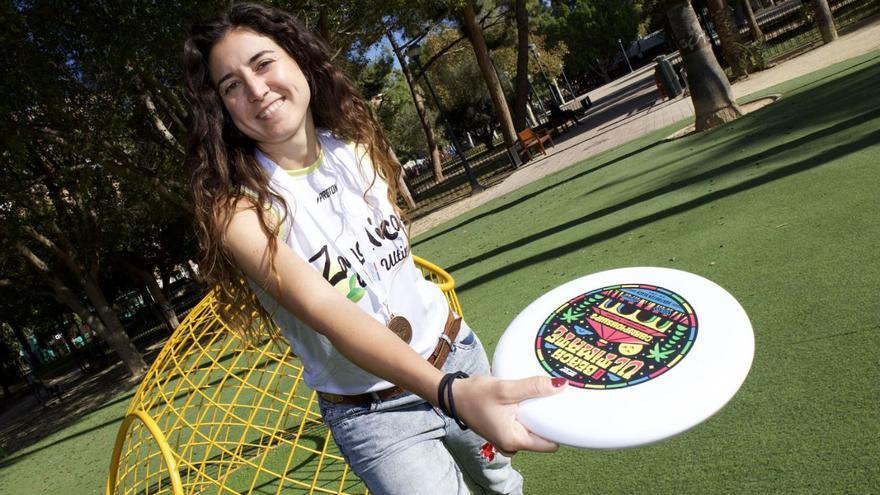 &quot;El frisbee es un deporte multigeneracional, mixto y donde padres e hijos juegan juntos&quot;