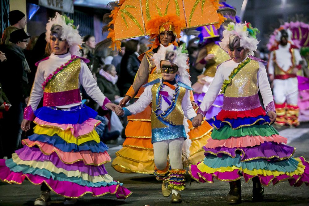 Búscate en las fotos del Carnaval en Benidorm