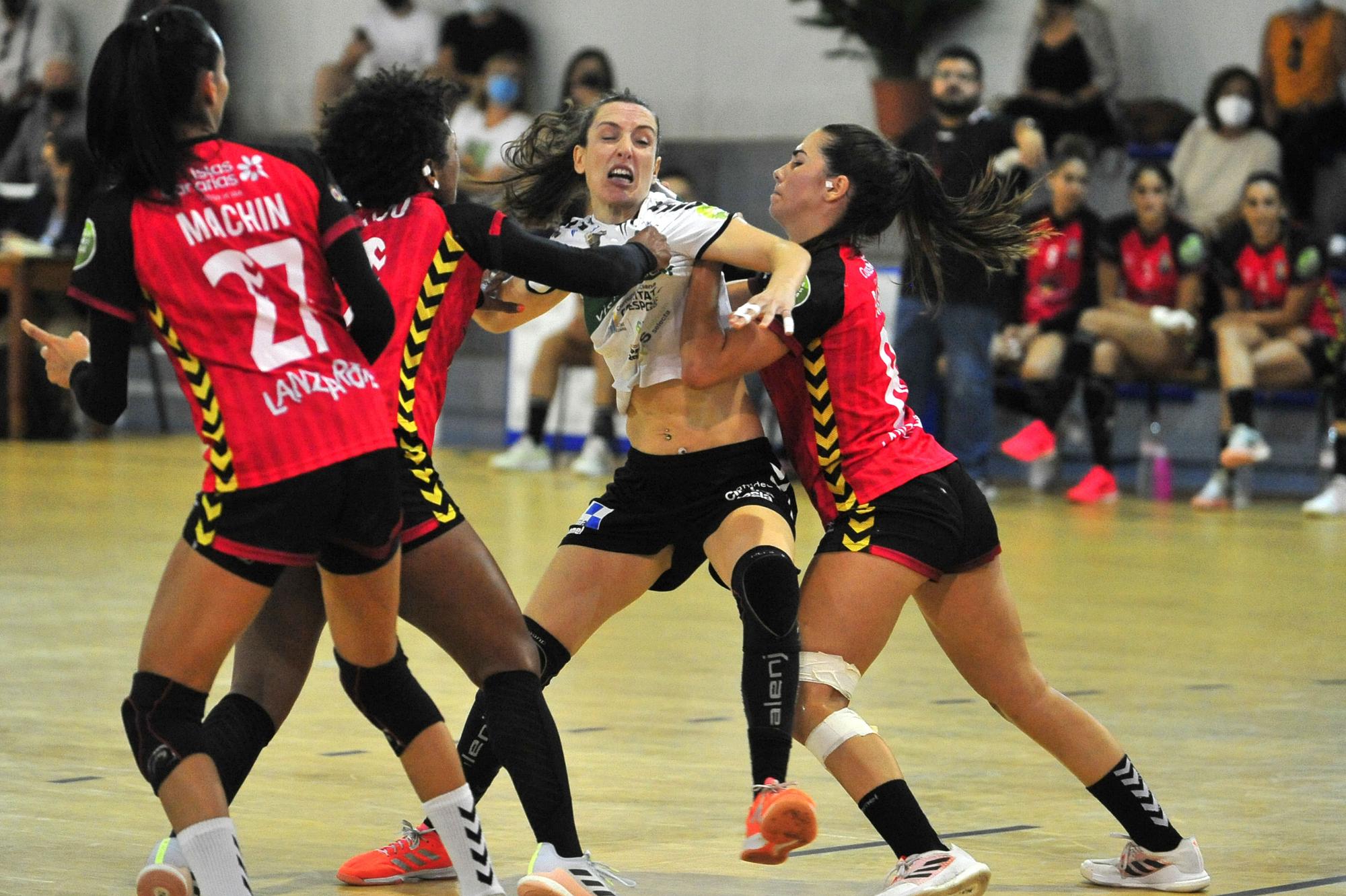 El CBM Elche vuelve al camino correcto (32-23)