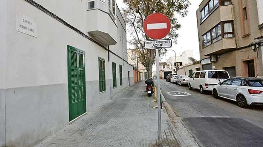La agresión se produjo hacia las dos y media de la tarde en la calle Nunó Sanç, en Palma.