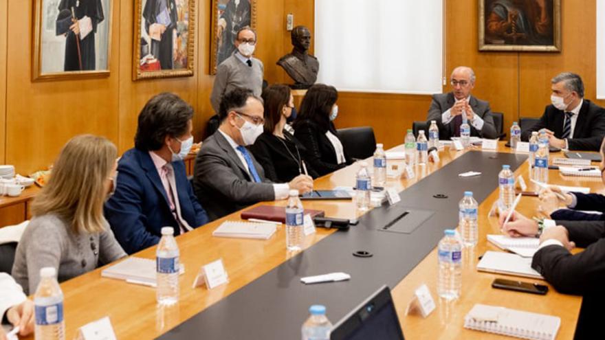 Un momento de la primera reunión del Consejo Asesor en Madrid.