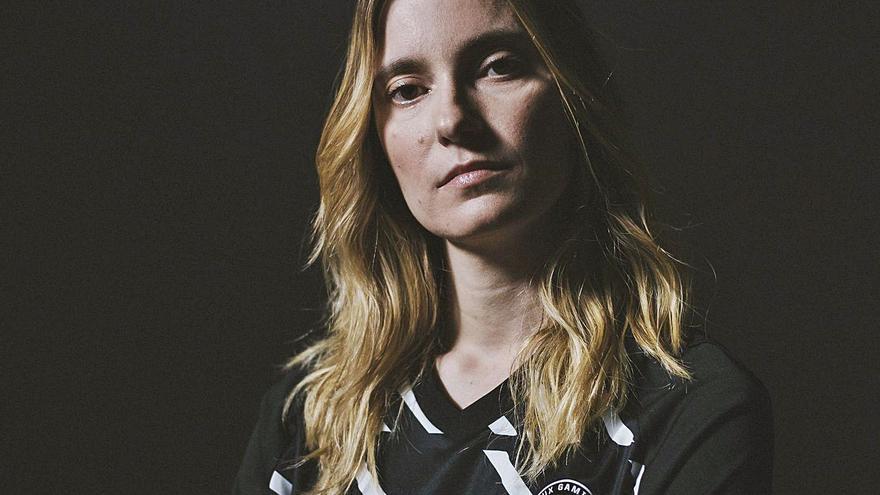 Laura «Laurixgame» Moreno, una pionera en el mundo de FIFA y de los esports en España.