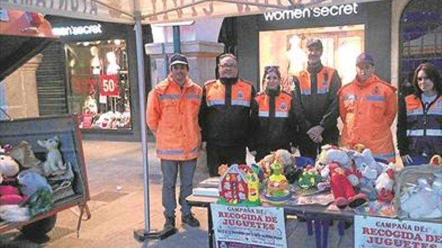 Protección Civil había recogido hasta el viernes 300 juguetes en su campaña