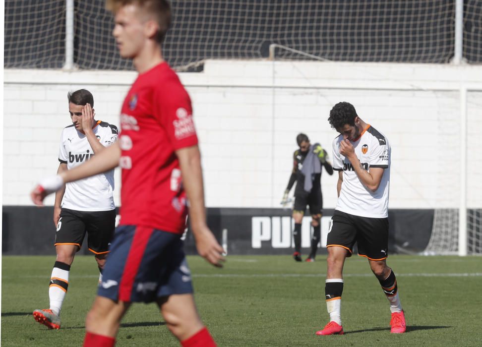 El Valencia Mestalla acaricia la remontada