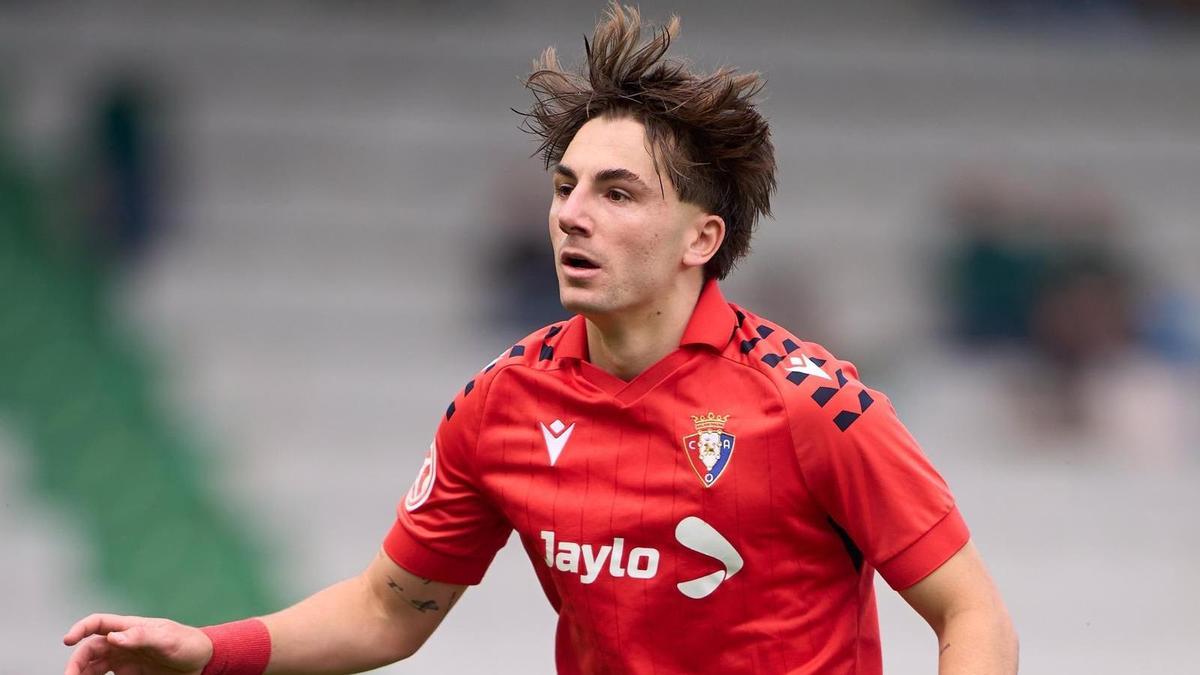 Manu Rico, con la camiseta del Osasuna Promesas.