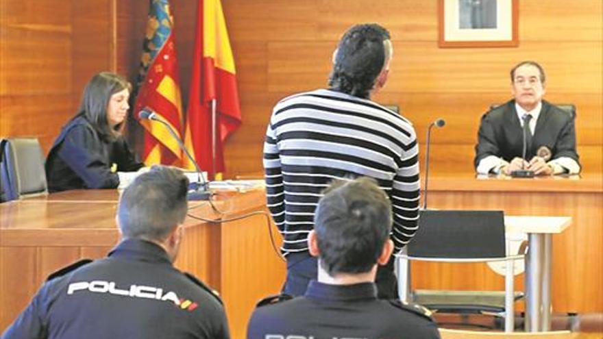 A prisión un ‘tironero’ por arrastrar a una mujer y una niña en Burriana