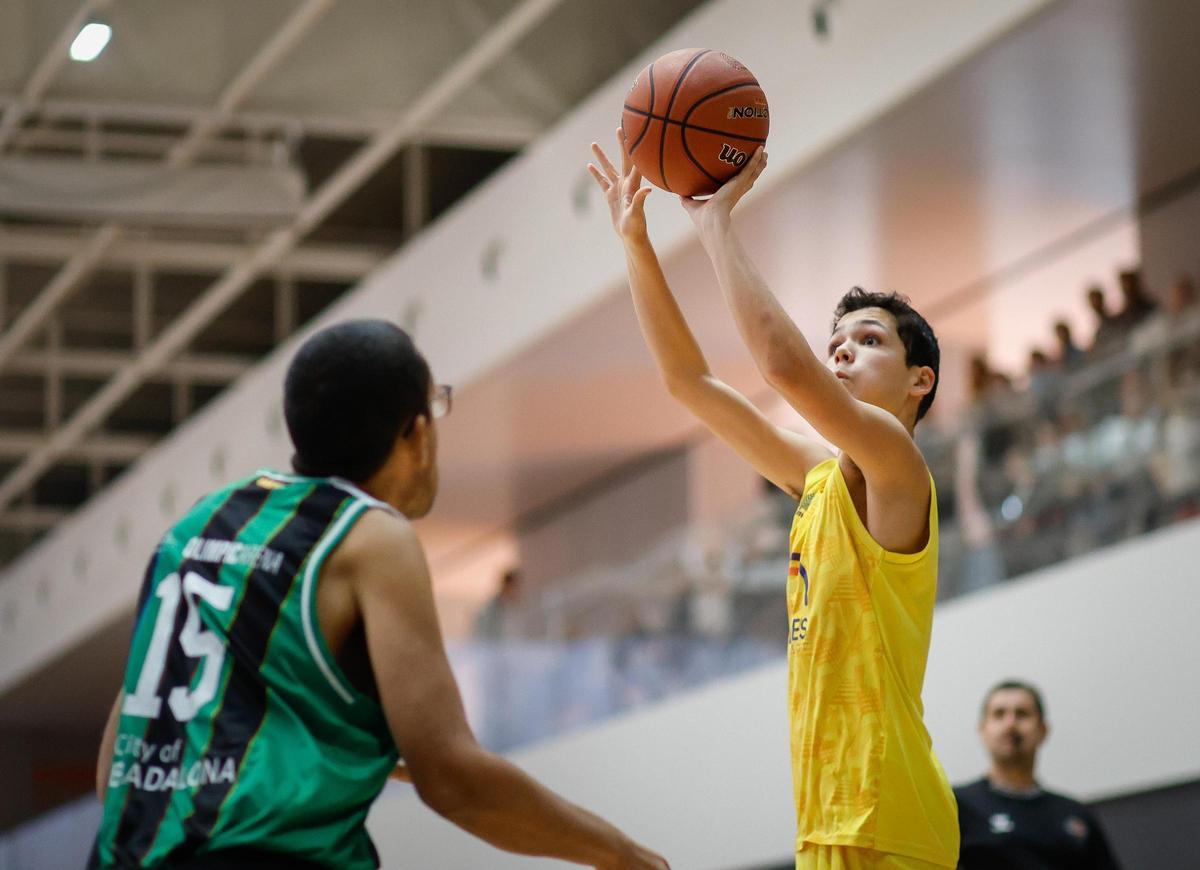 Éxito del Aderes Burjassot, equipo que representa al Valencia Basket en la Copa Campeones