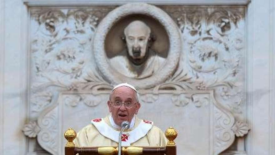 El Papa pide rezar por los inmigrantes muertos por &quot;la crueldad del desierto y la amplitud del mar&quot;