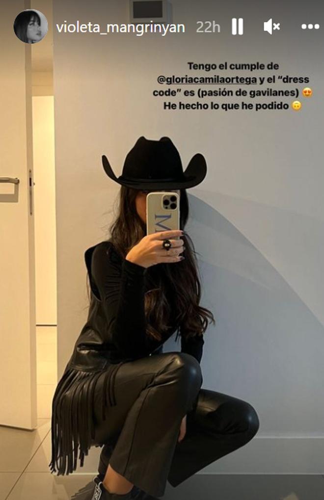 Violeta Mangriñán vestida de Pasión de Gavilanes