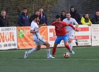 La Unión Deportiva Ourense sufre pero vence a la Sarriana