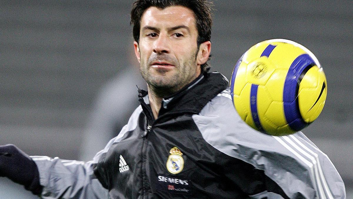 El futbolista Luís Figo en un entrenamiento con el Madrid, en 2005.