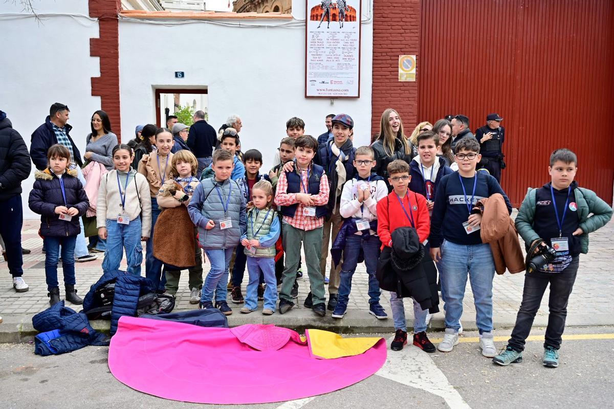 De los aficionados de siempre a los más jóvenes: así fue la tarde de rejones en Castelló