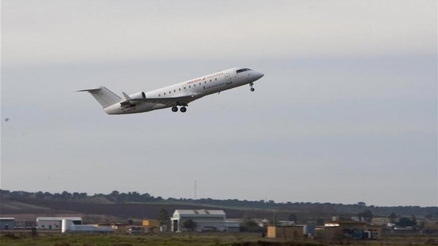 El aeropuerto de Badajoz ofertará 43.600 plazas el próximo verano