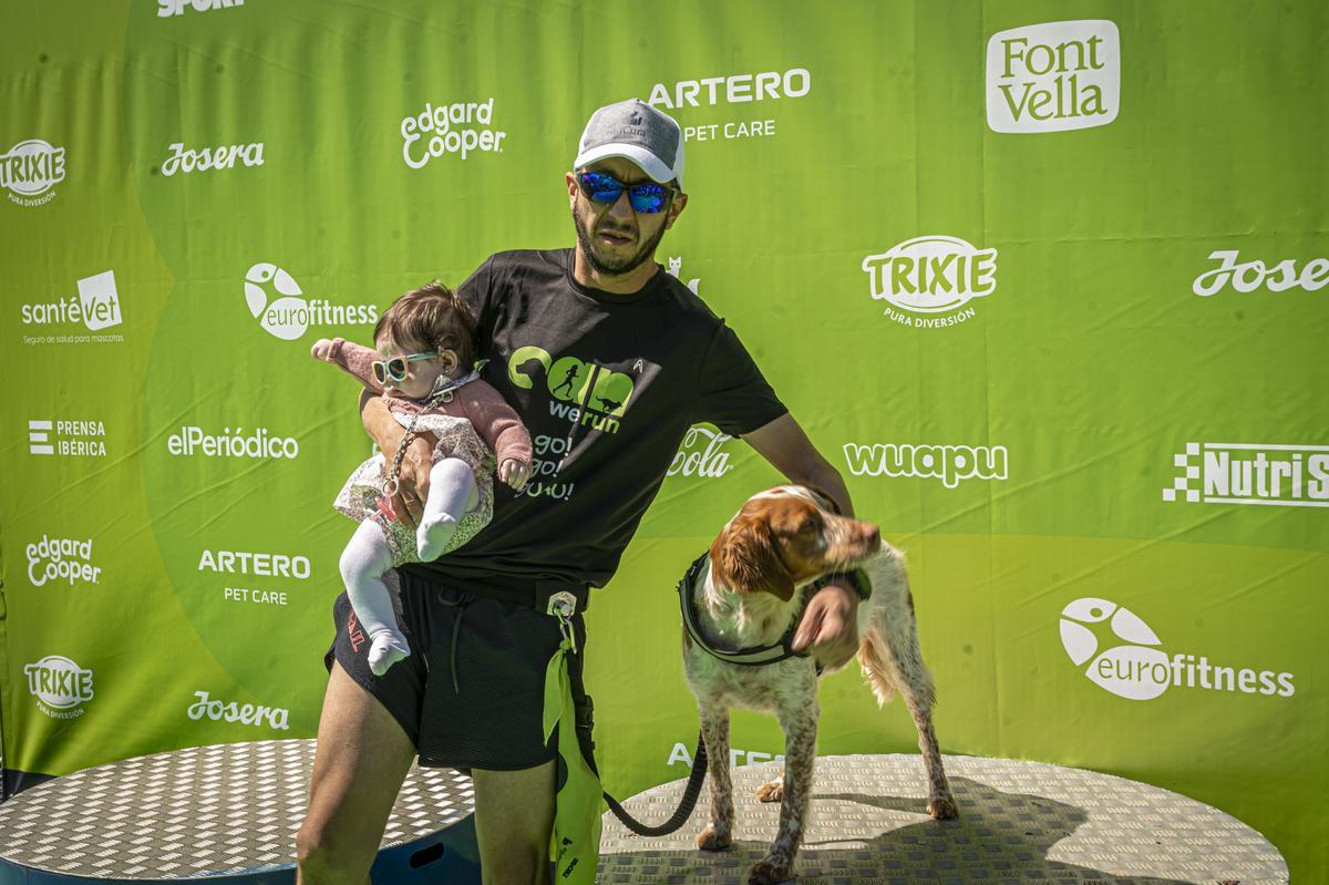 CAN WE RUN BARCELONA. La carrera organizada por Prensa Ibérica y El Periódico de Catalunya con la colaboración de Sport ,  donde las personas y sus mascotas perrunas corren en familia