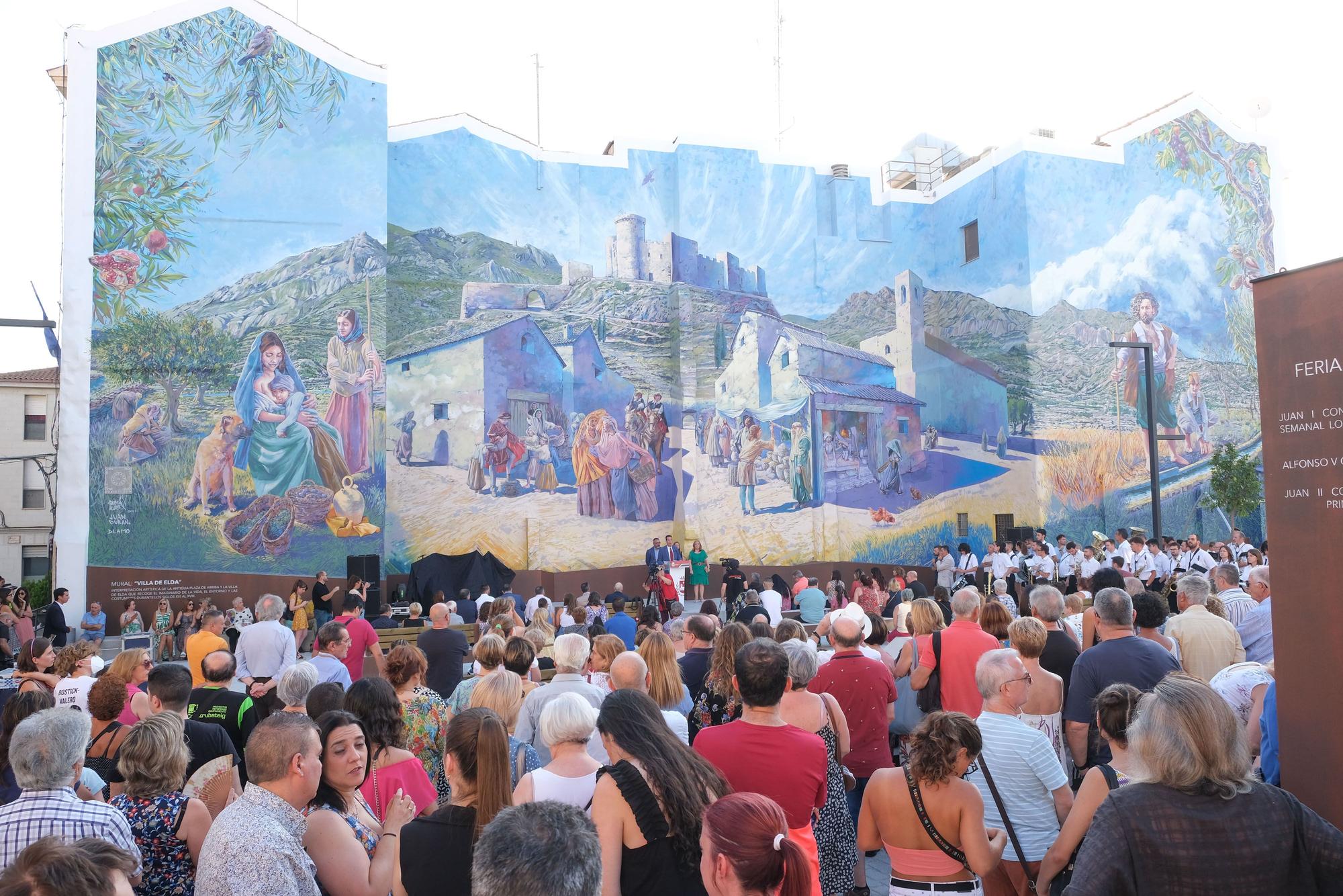 Así ha sido el acto de inaguración de la nueva Plaza de Arriba de Elda