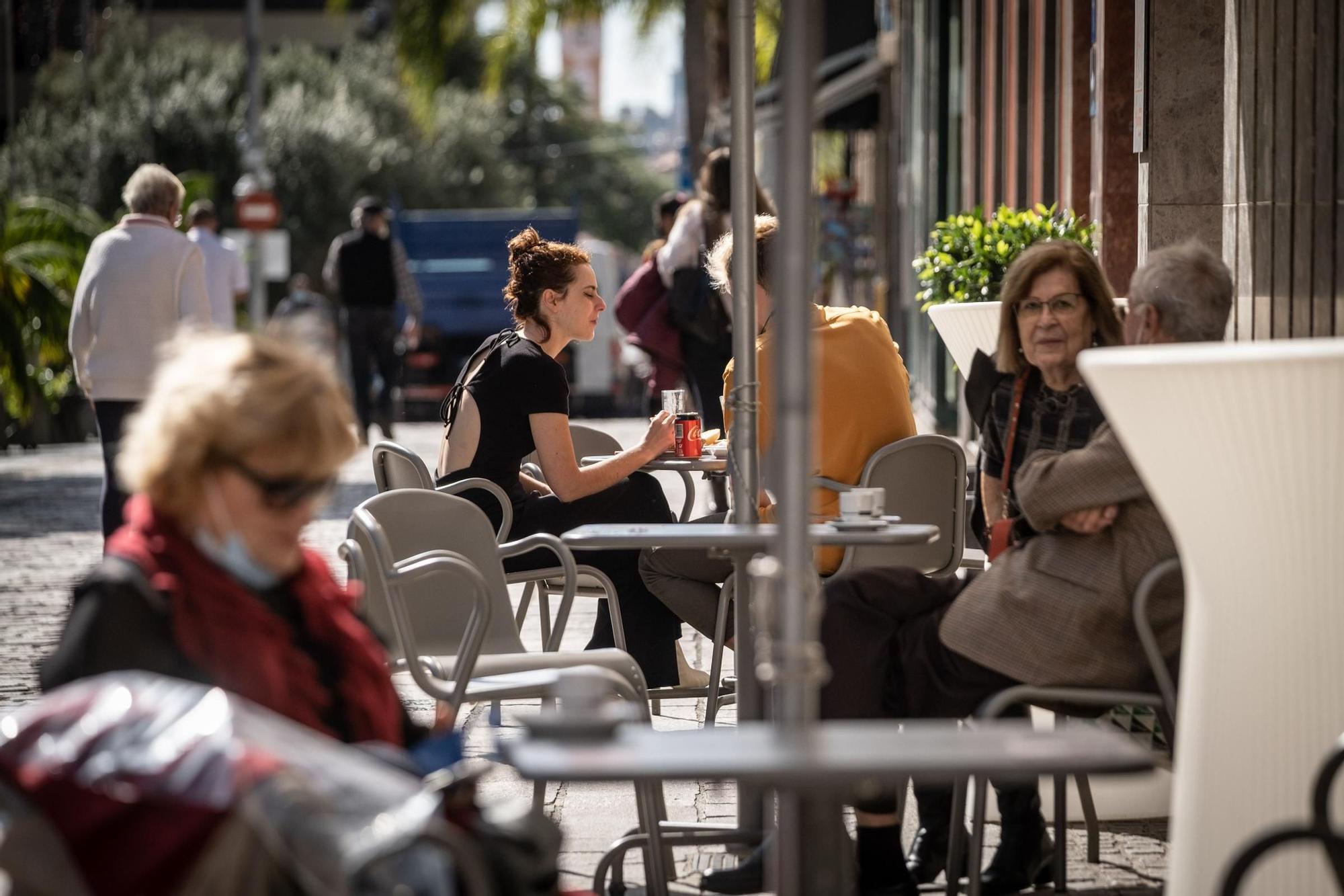 Coronavirus | Vuelta a la fase 2 de cafeterías y restaurantes en Santa Cruz de Tenerife