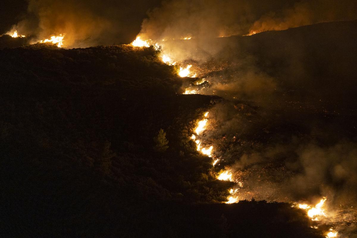 Incendio en la zona de Kiotari de Rodas, Grecia.