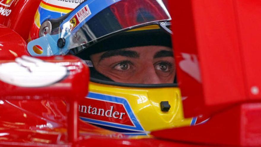 Fernando Alonso en su Ferrari