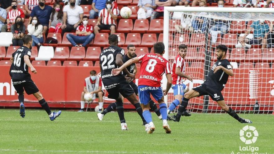 Liga Smartbank 2021/2022 I Partido entre el Sporting y el Málaga CF en El Molinón