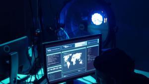 Un grup de joves ciberdelinqüents desafien la seguretat de l’Estat