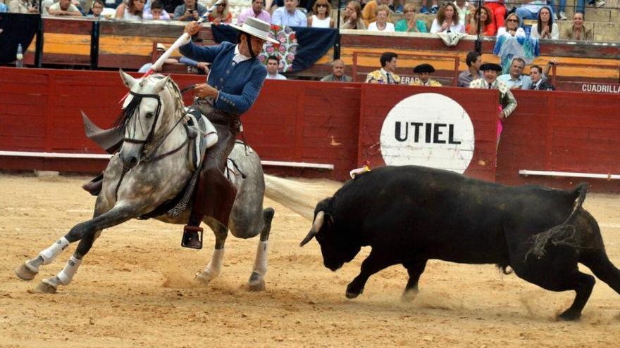 Sergio Galán encima de su caballo, ayer en Utiel.