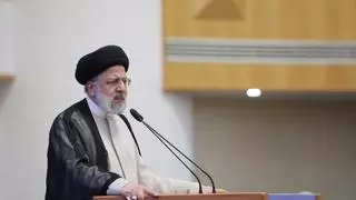 El líder supremo de Irán aprueba que el vicepresidente ocupe la presidencia del país y declara 5 días de luto