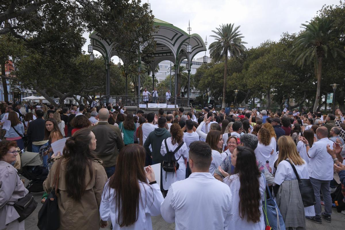 Manifestación de médicos en Las Palmas de Gran Canaria Manifestación de médicos en Las Palmas de Gran Canaria