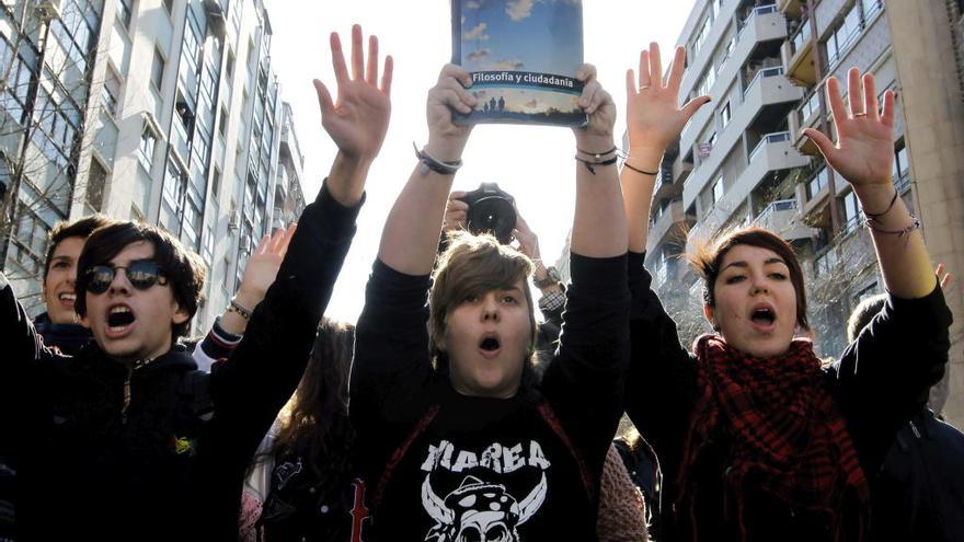 Una de las manifestaciones de estudiantes en Valencia en febrero de 2012.