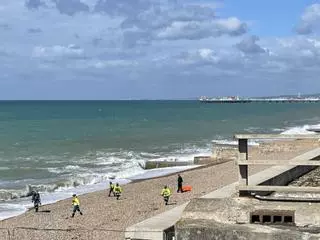 La Policía británica recupera los cadáveres de tres mujeres en aguas del sur de Inglaterra