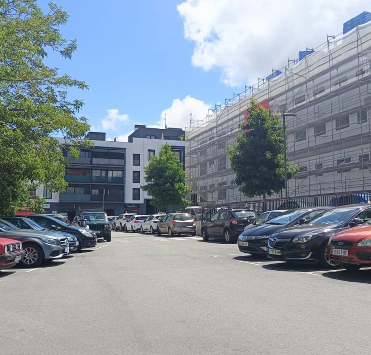 Aparcamiento de As Lagoas. | GONZALO NÚÑEZ