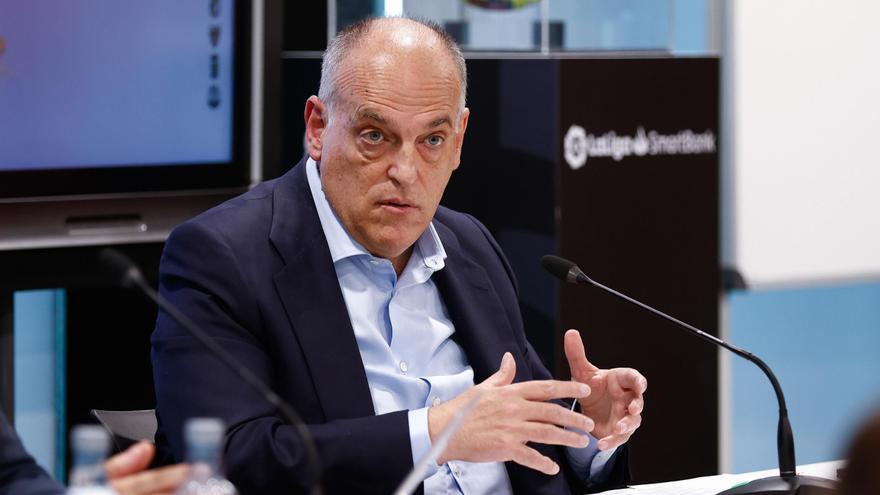 Tebas saca pecho por perseguir los insultos en los estadios: “Tuve que llevar escolta durante mucho tiempo”