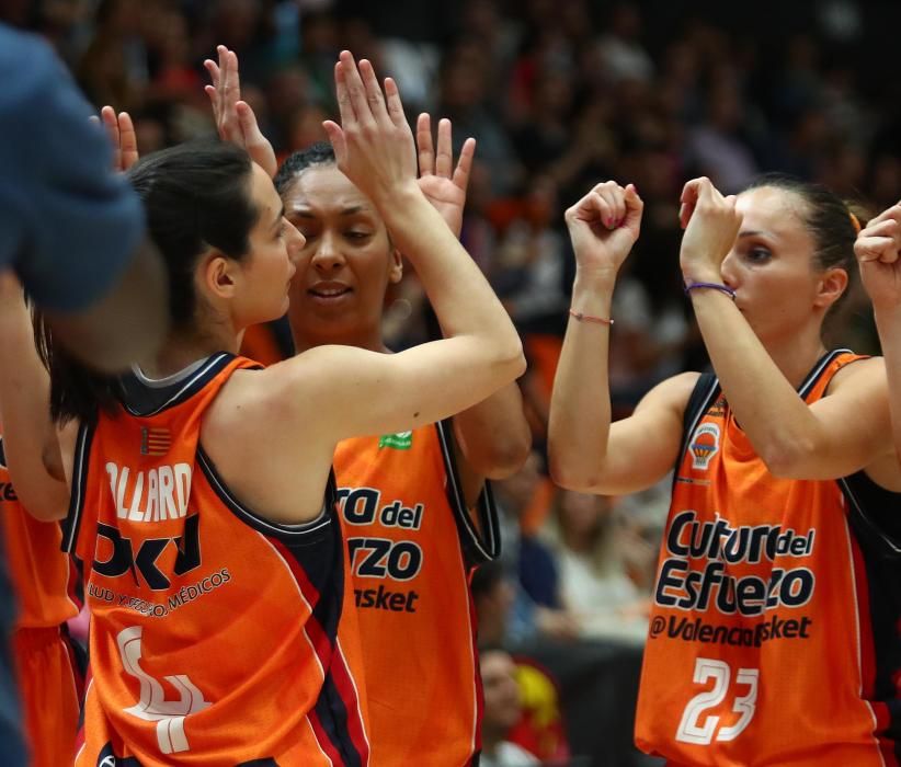 Celebraciones del Valencia Basket tras el pase a la semifinal