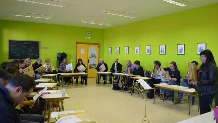 Eva Tejedor durante el taller organizado en Trabazos.