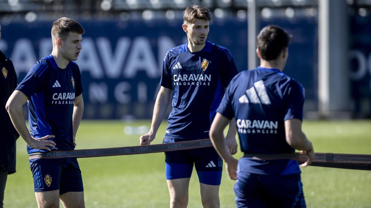Bazdar y Kosa, en un entrenamiento con el Zaragoza.