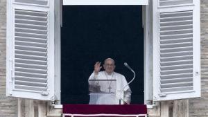 El papa Francisco, este domingo, durante el rezo del Angelus.